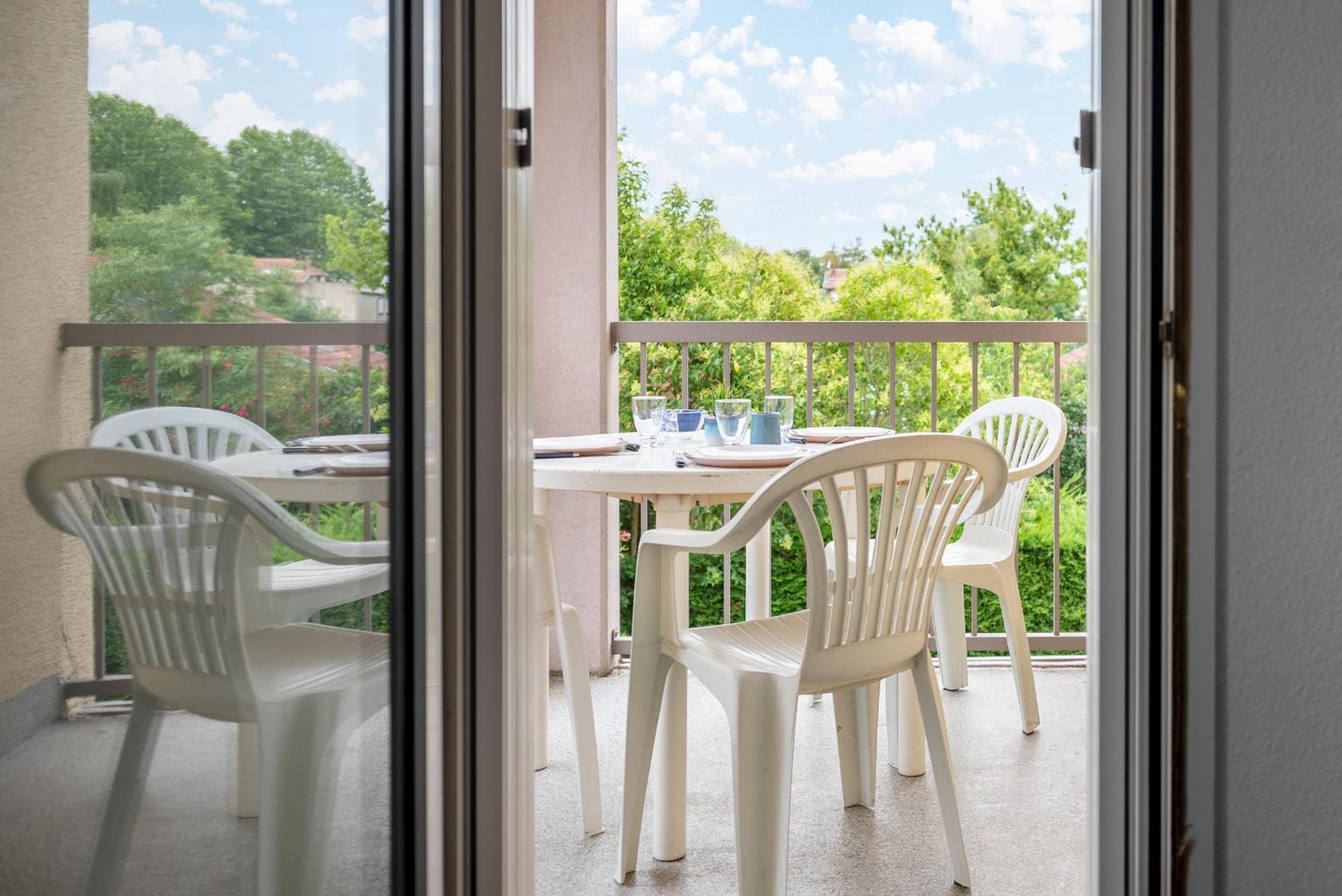 T2 Rangueil - Terrasse + 2 Parkings - 4 Personnes Appartement Toulouse Buitenkant foto